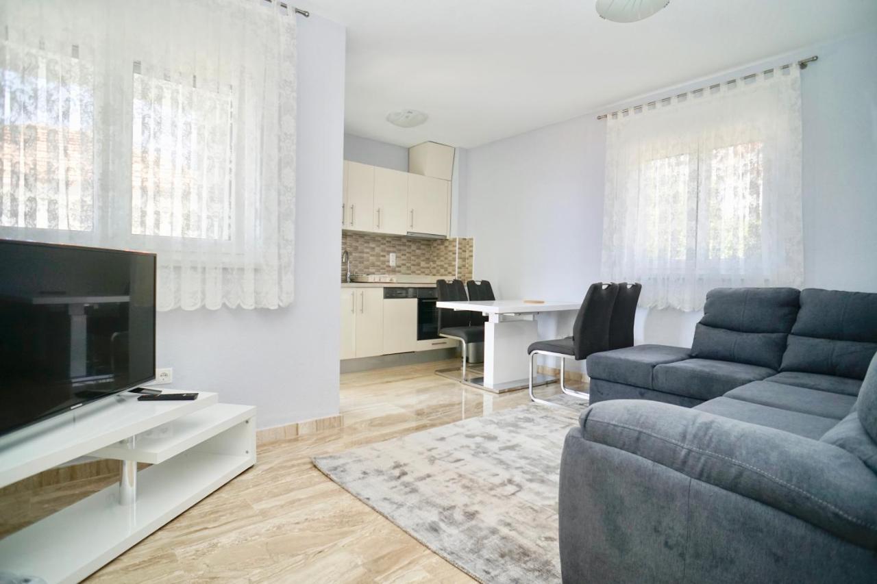 Trogir-Luxury Villa Sapphirus Seget Vranjica Exteriör bild